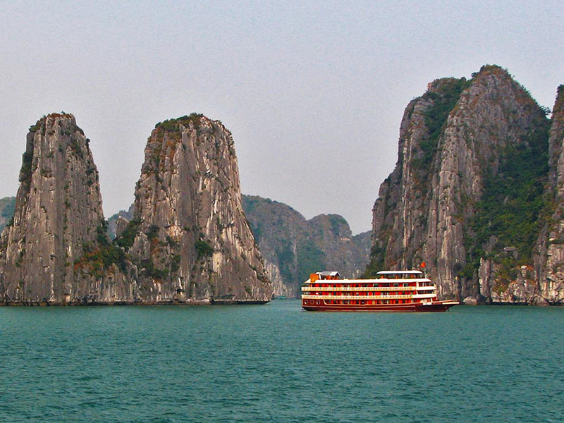 Vietnam (Bahía de Ha Long)